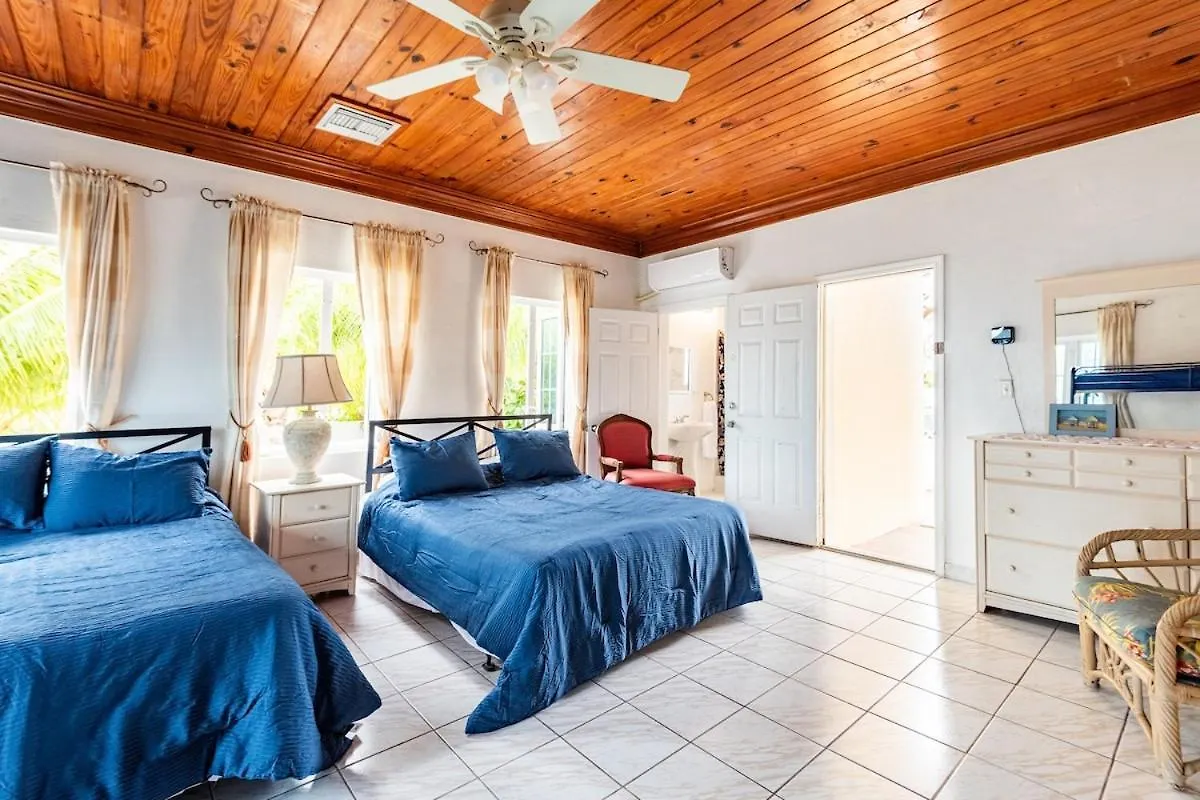 Seaside Paradise Spacious Home With Seven Bedroom - Steps To Sea! Nassau 0*,